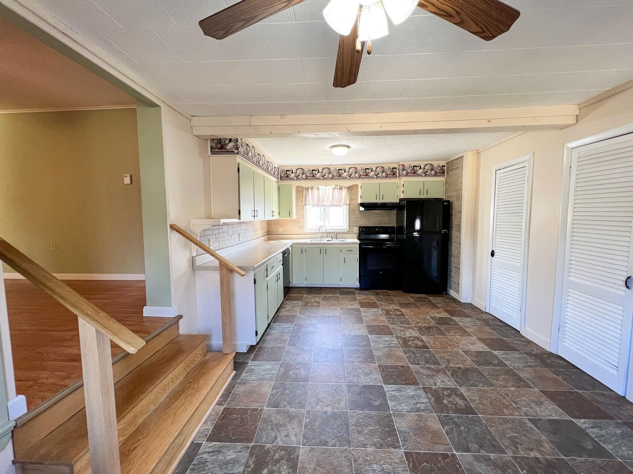 326 Turnpike Road Medway, ME 04460 - Photo 14 of 27 5