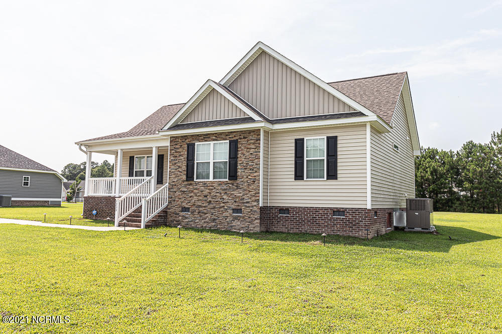 7234 Michelle Road Rocky Mount, NC 27803 - Photo 2 of 32 IMG_1795