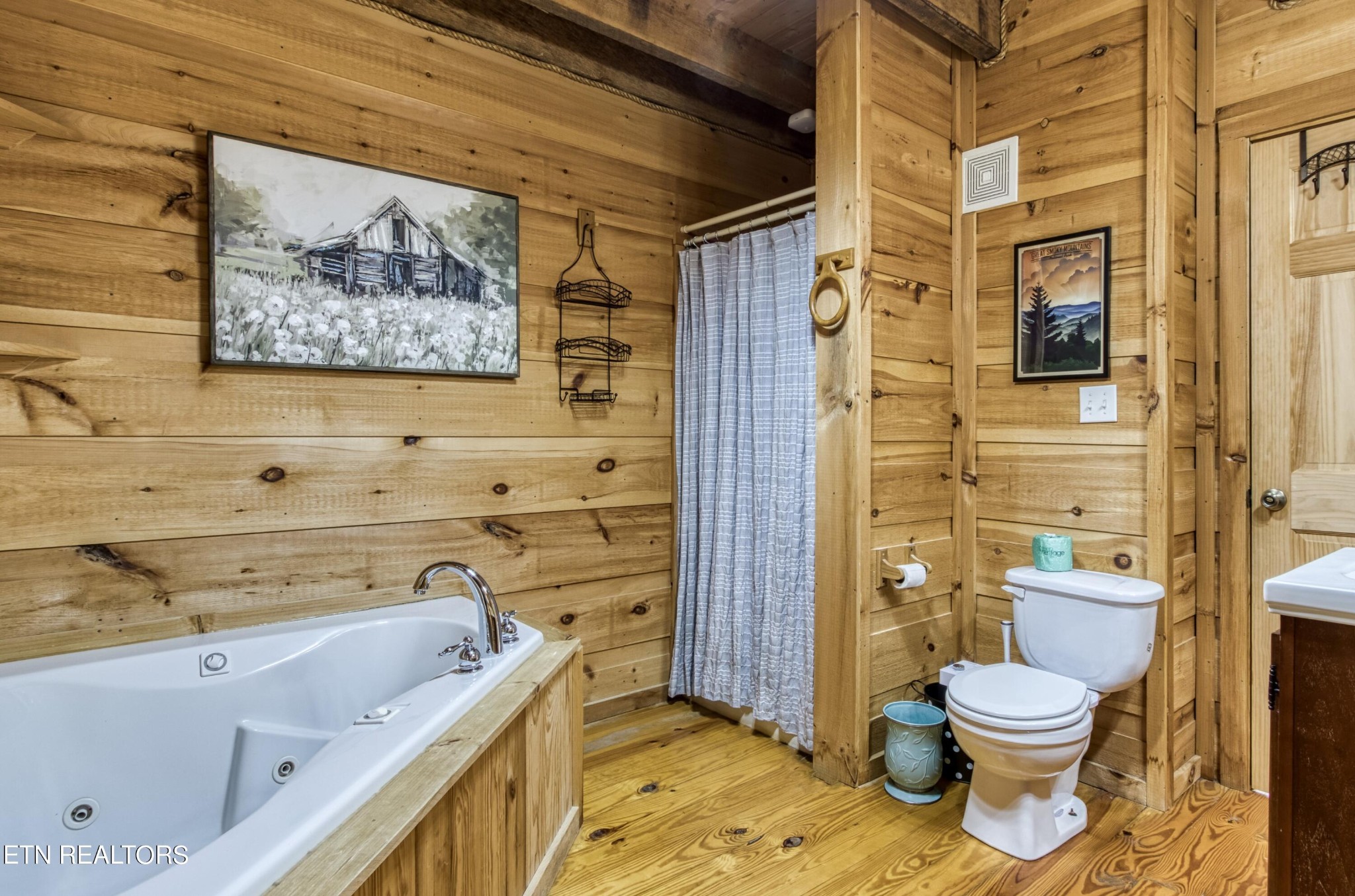 2505 Wildcat Ridge Road Sevierville, TN 37862 - Photo 34 of 48 Gallery Image 34