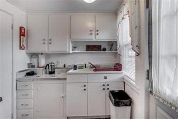 11 Spring Street Gloucester, MA 01930 - Photo 11 of 16 Gallery Image 11