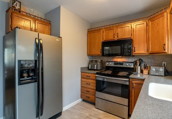 $269,900 | 37 Waters Edge Drive, Unit 37, Ludlow, MA 01056