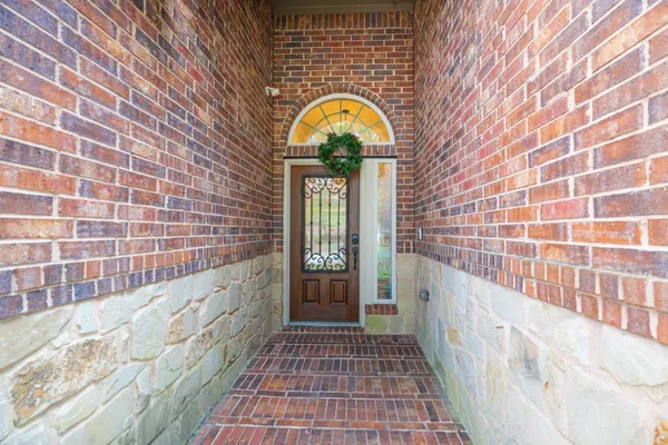 $3,450 | 14 Arrow Feather Place, The Woodlands, TX 77389