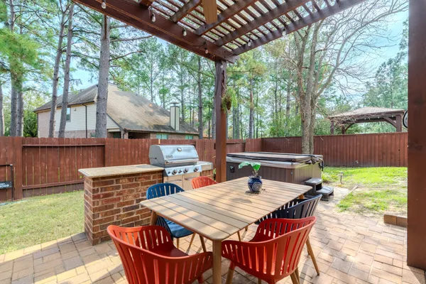$3,450 | 14 Arrow Feather Place, The Woodlands, TX 77389