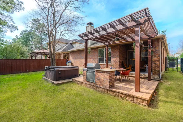 $3,450 | 14 Arrow Feather Place, The Woodlands, TX 77389