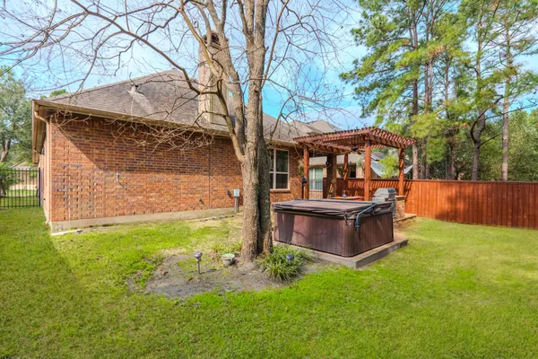 $3,450 | 14 Arrow Feather Place, The Woodlands, TX 77389