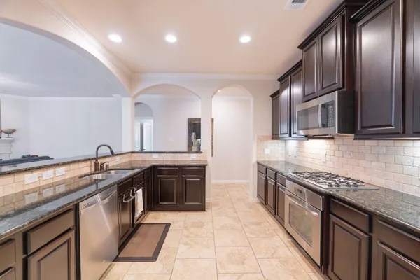 $3,450 | 14 Arrow Feather Place, The Woodlands, TX 77389