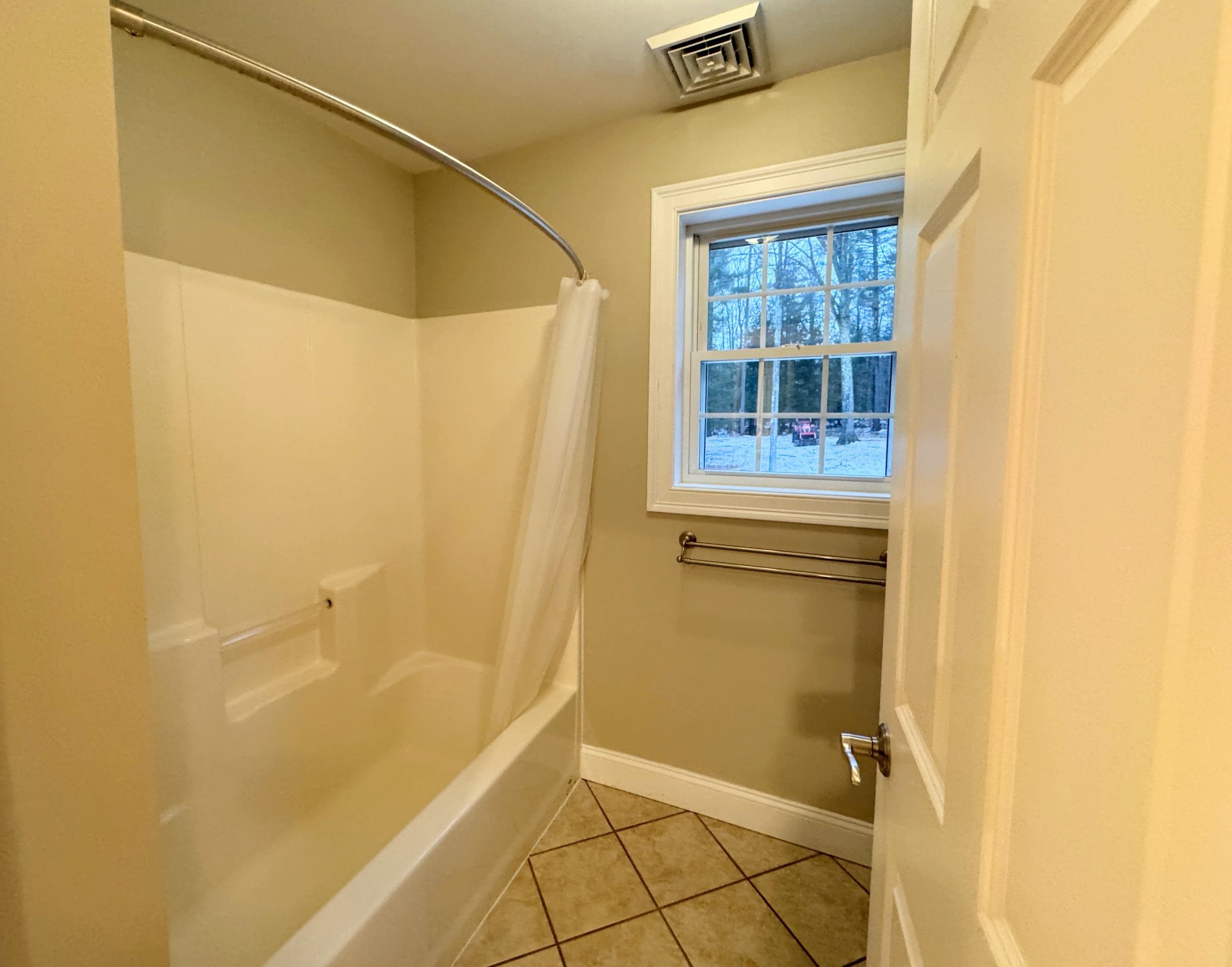 277 Swamp Road Epsom, NH 03234 - Photo 32 of 59