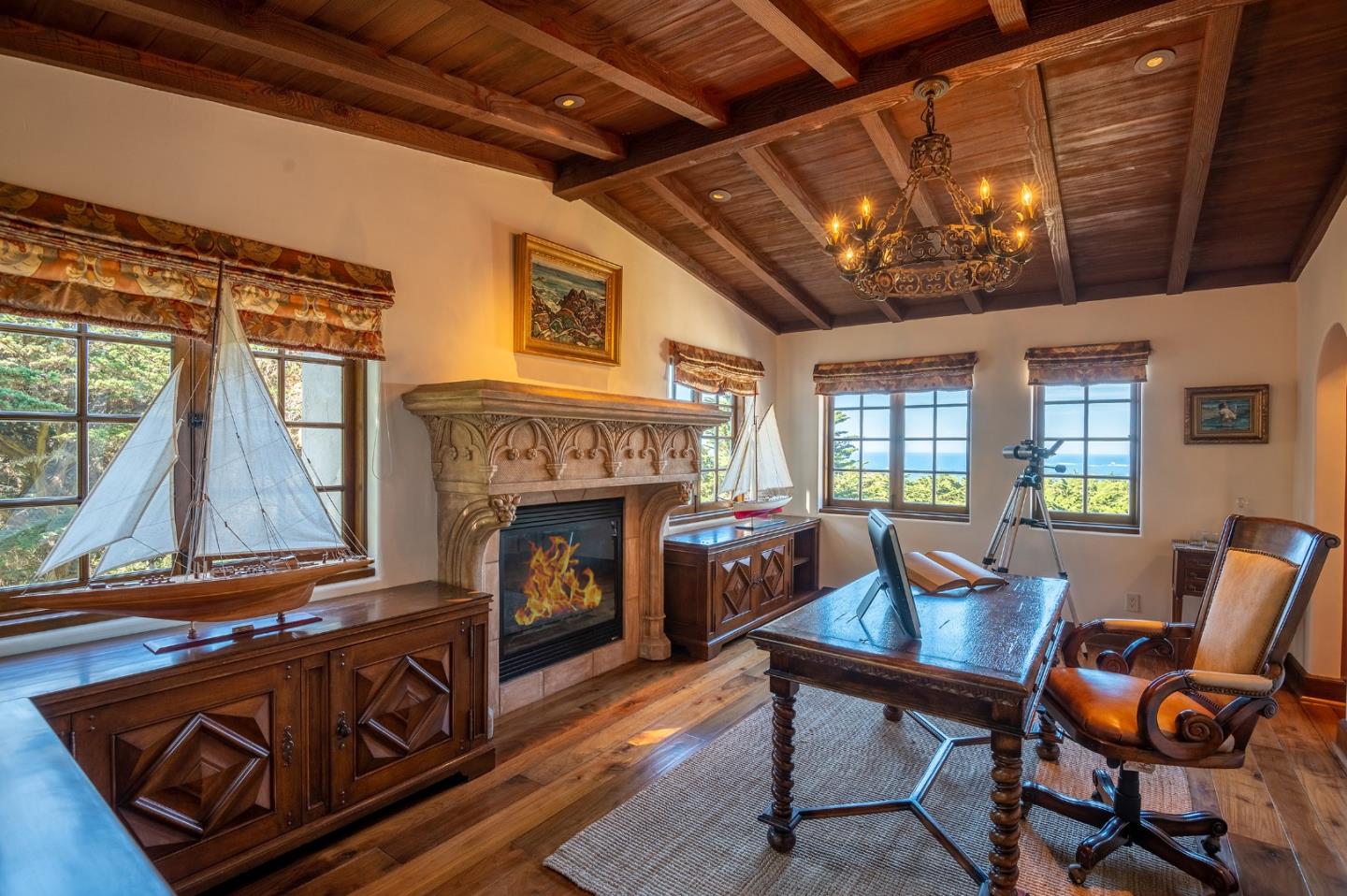 176 Spindrift Road Carmel, CA 93923 - Photo 21 of 36 Gallery Image 21