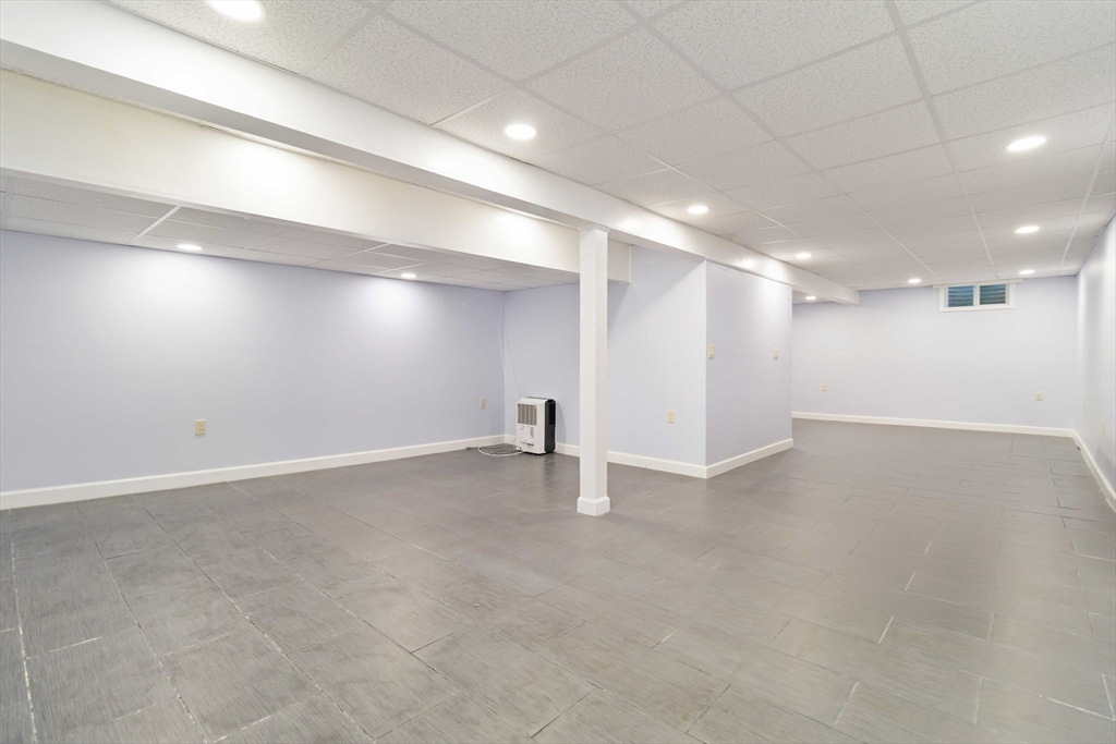 55 Tinson Road, Unit 4 Quincy, MA 02169 - Photo 33 of 39 Gallery Image 33