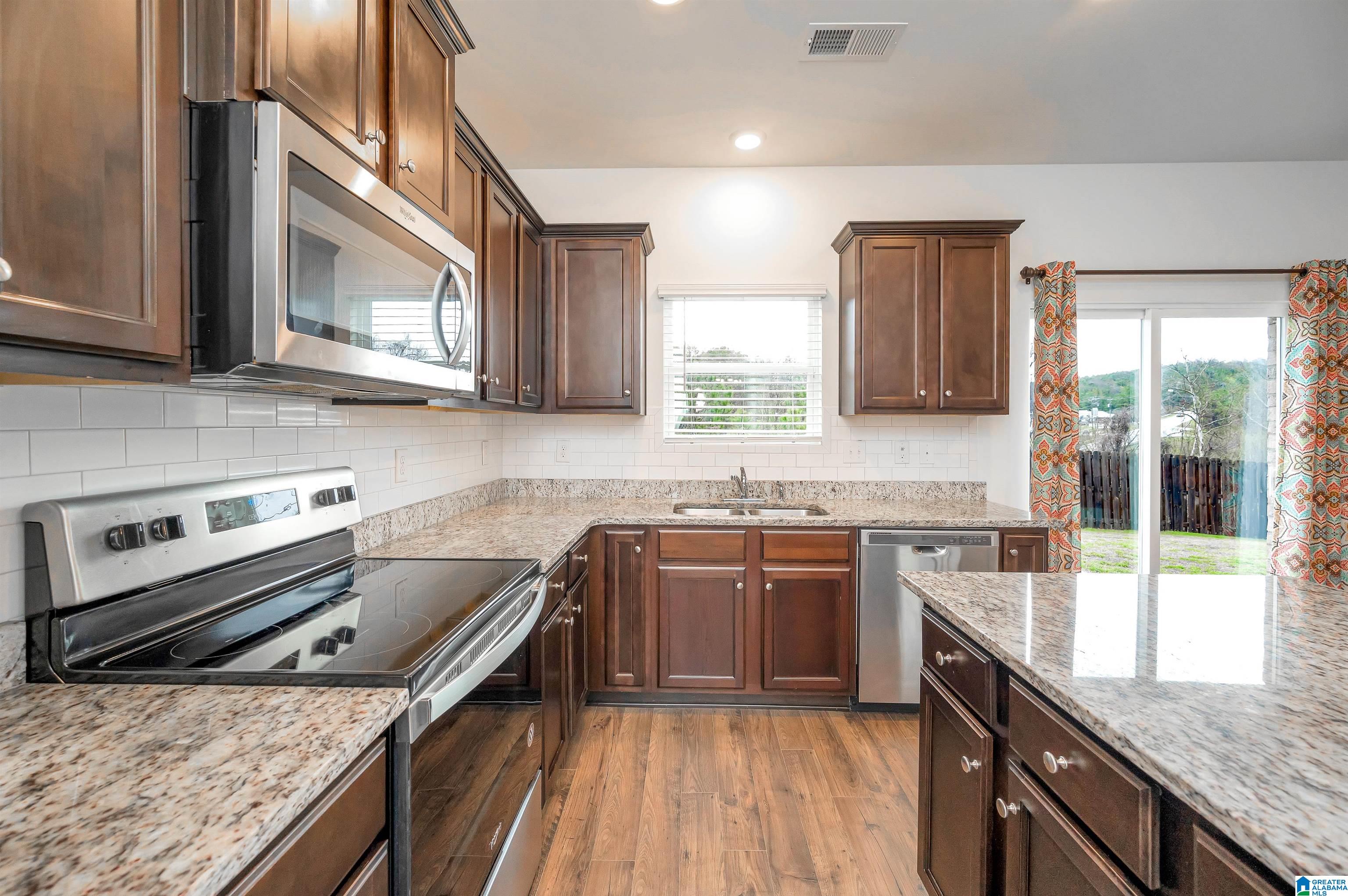 3748 Grand Central Avenue Fultondale, AL 35068 - Photo 15 of 39