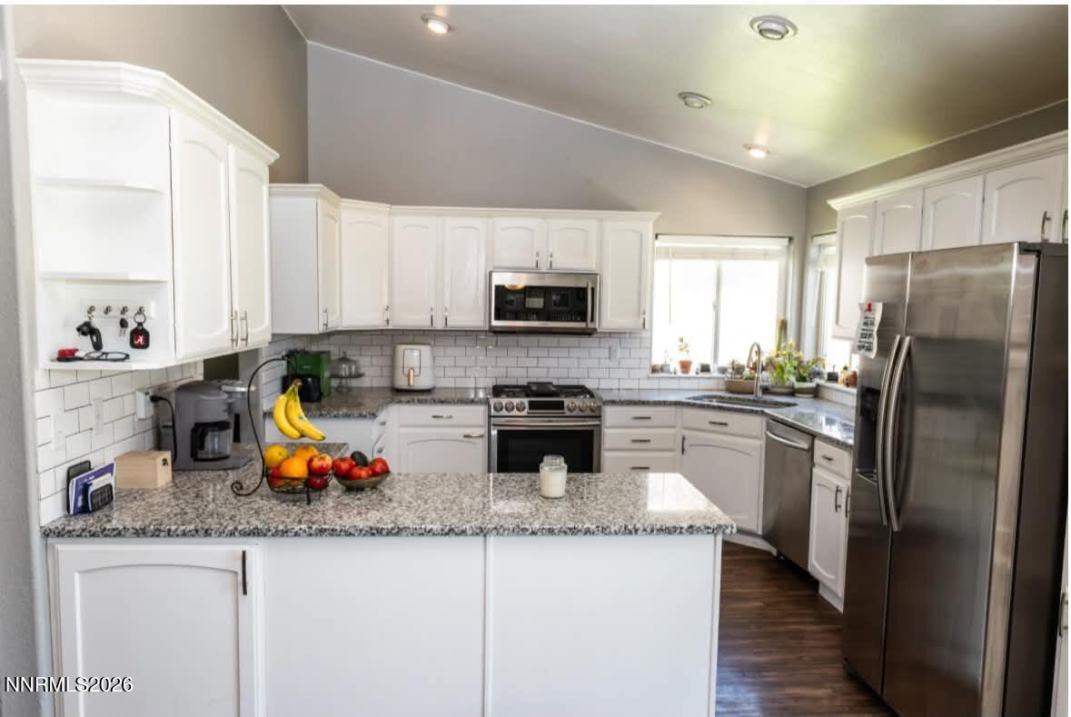 660 Castle Way Winnemucca, NV 89445 - Photo 3 of 17 d4a79587-d1ff-446a-9e9d-bf5fc104b6d5