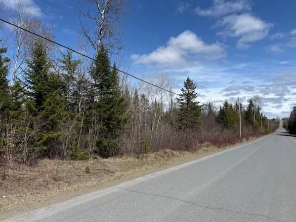 $72,600 | 389 Dudley Road, Castle Hill, ME 04757