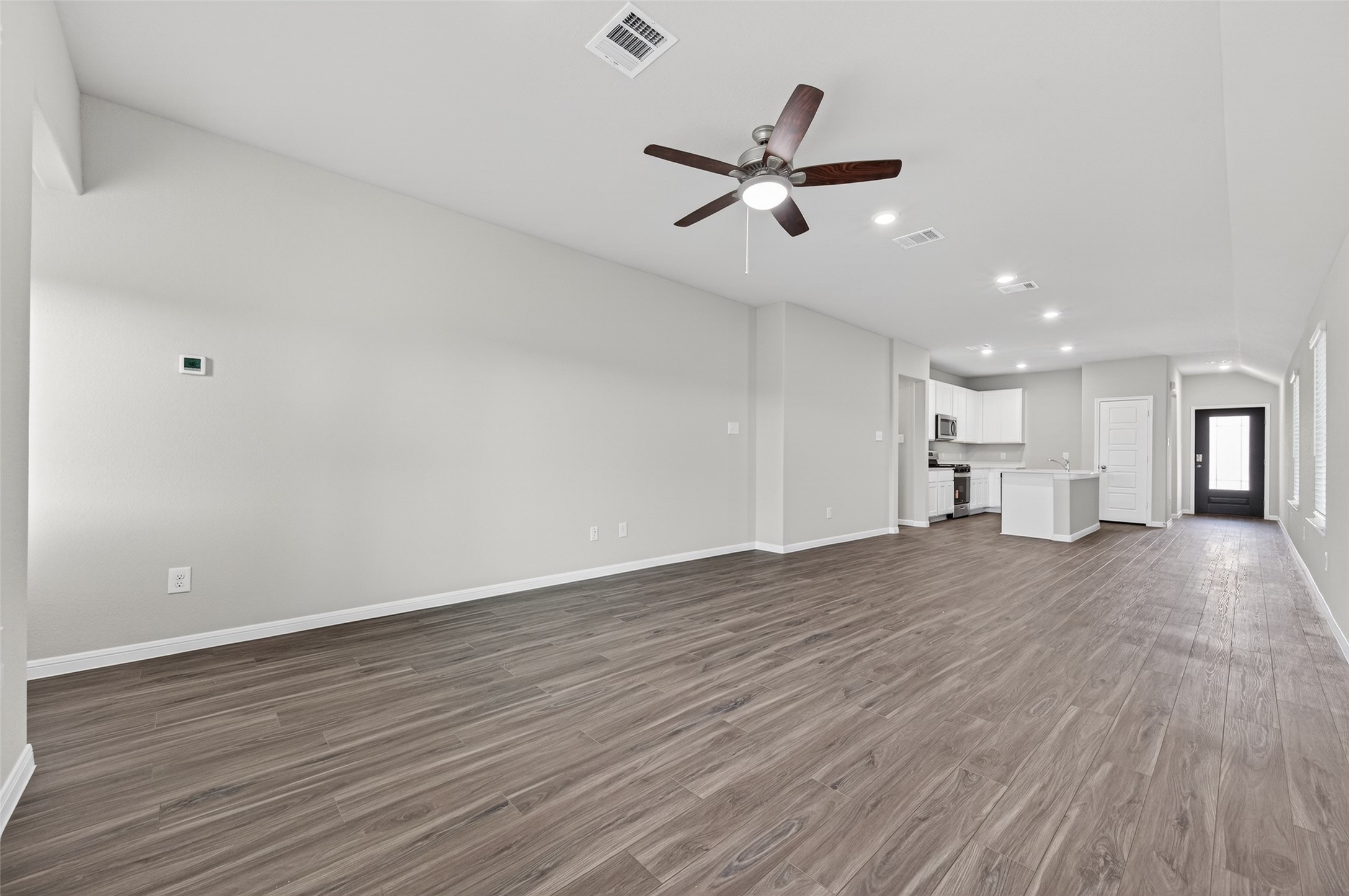 9247 Grace Rdg Drive Willis, TX 77318 - Photo 16 of 34