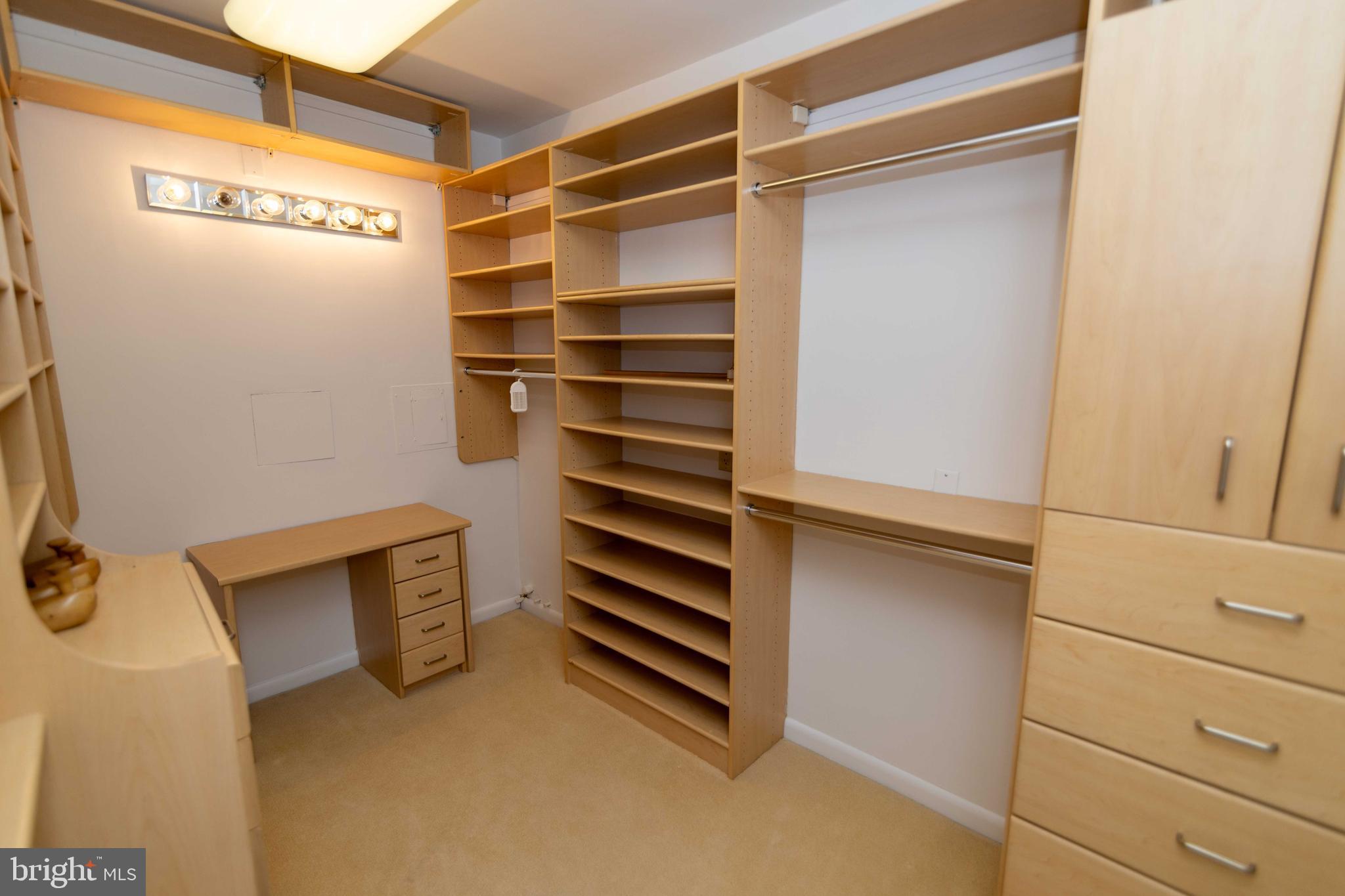 191 Presidential Boulevard, Unit R721722 Bala Cynwyd, PA 19004 - Photo 24 of 37 Custom Closet in Owner's Suite