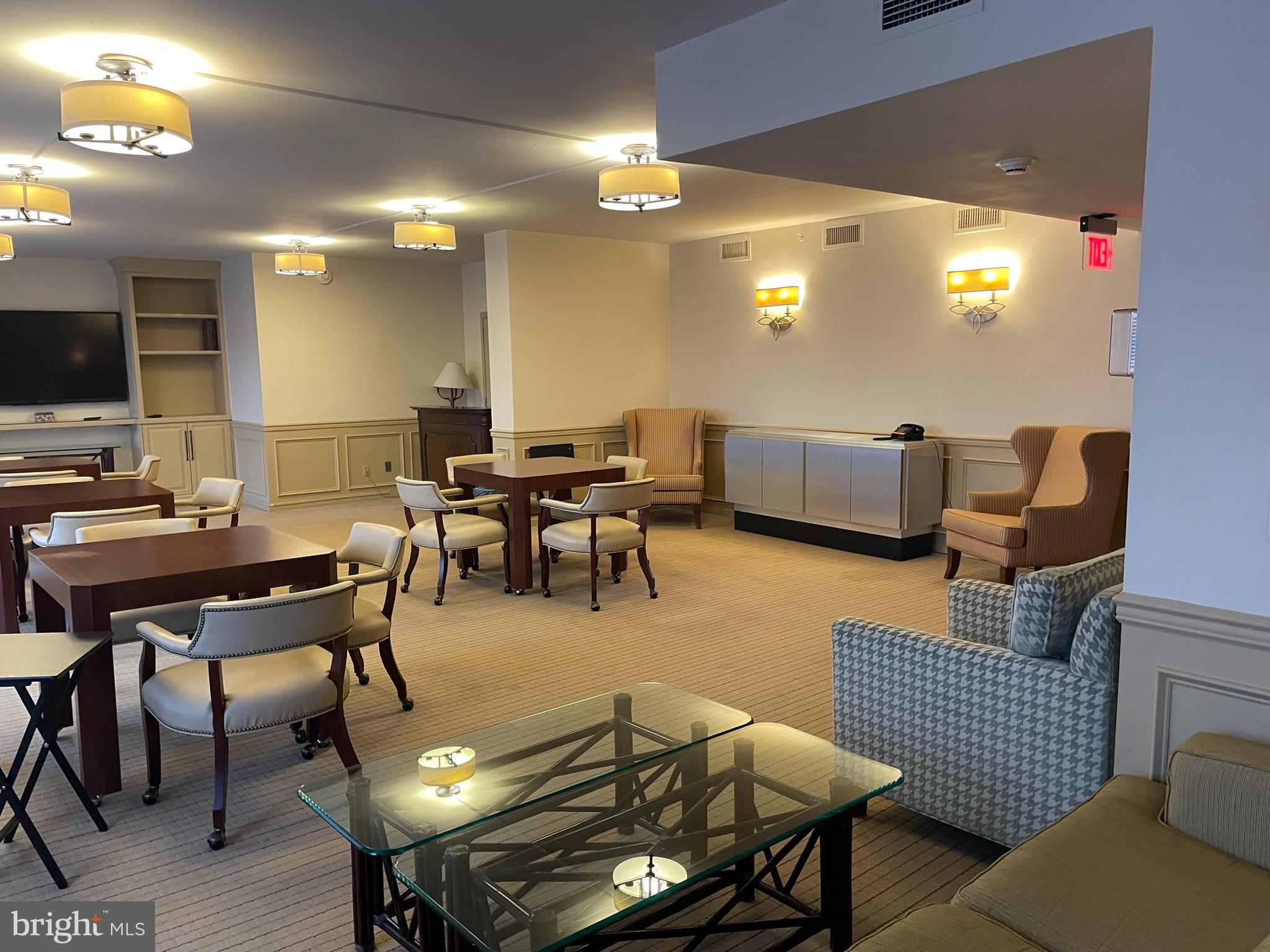 191 Presidential Boulevard, Unit R721722 Bala Cynwyd, PA 19004 - Photo 36 of 37 Social Room