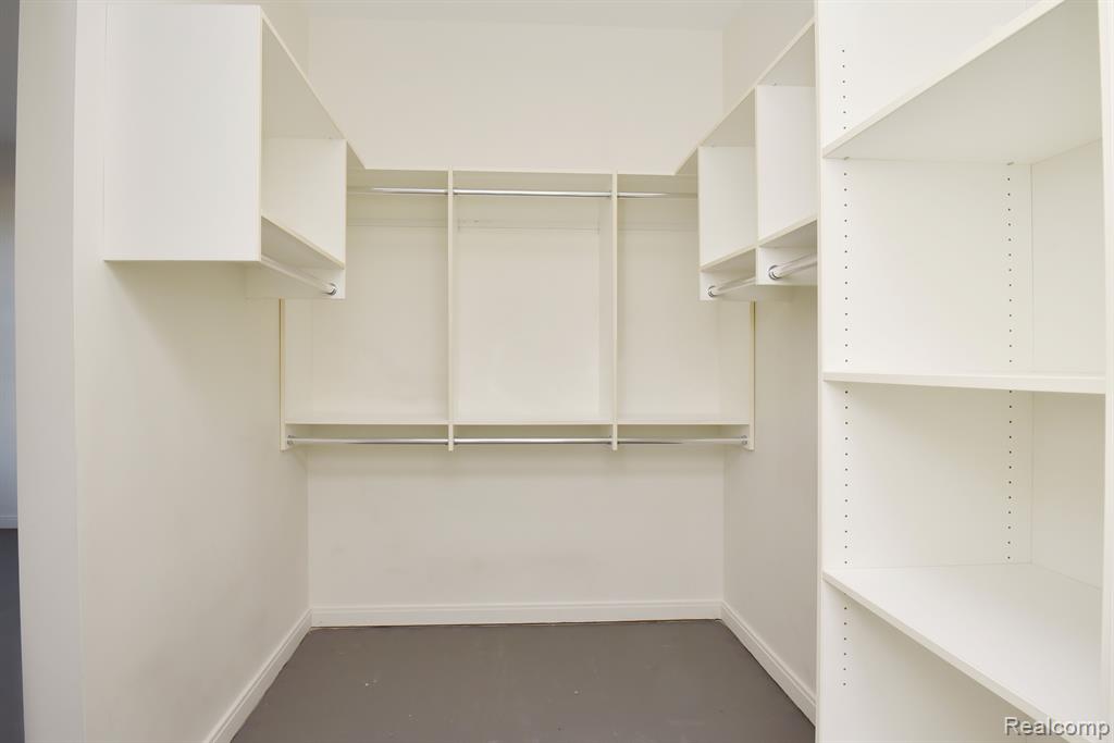 2051 Villa Road, Unit 206 Birmingham, MI 48009 - Photo 23 of 39
