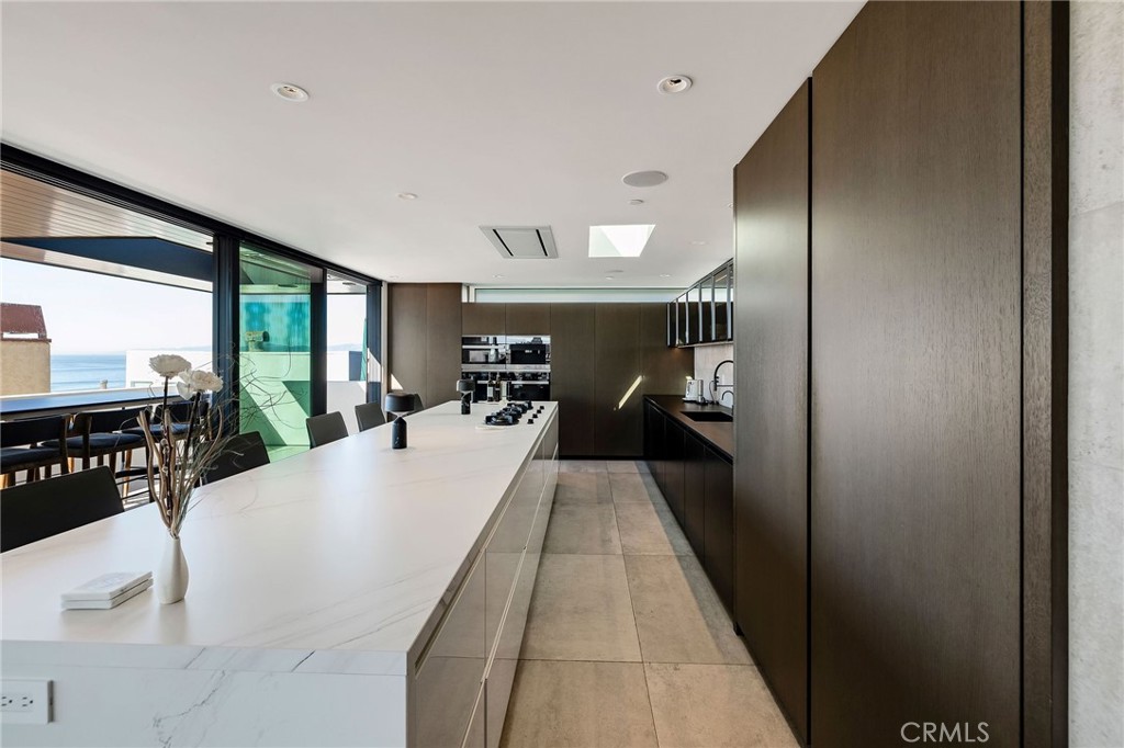 121 25th Street Manhattan Beach, CA 90266 - Photo 29 of 75