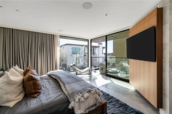 a building outdoor space with patio furniture