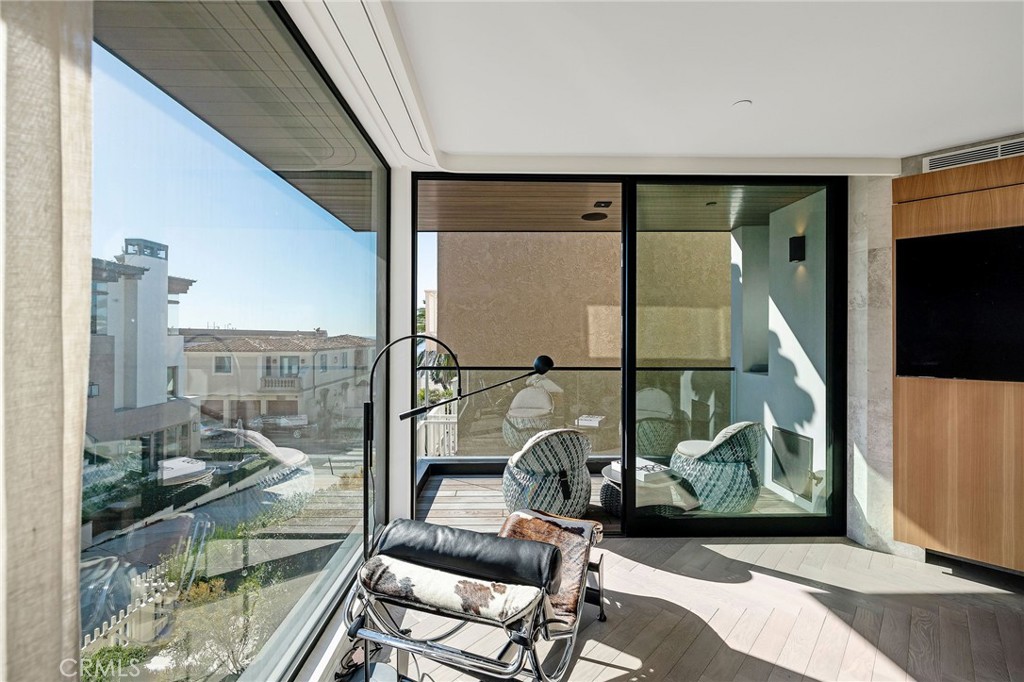 121 25th Street Manhattan Beach, CA 90266 - Photo 40 of 75