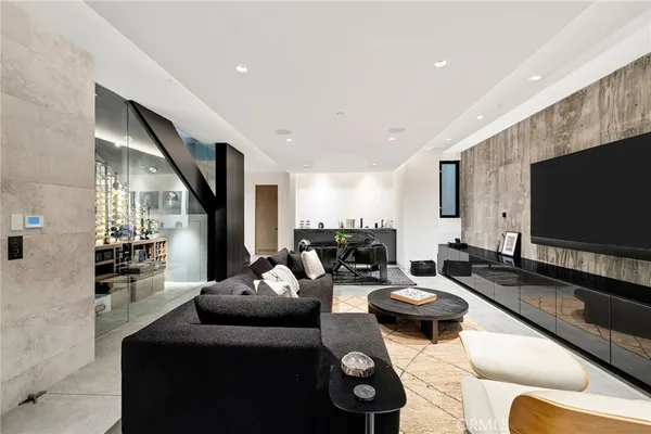 $65,000 | 121 25th Street, Manhattan Beach, CA 90266