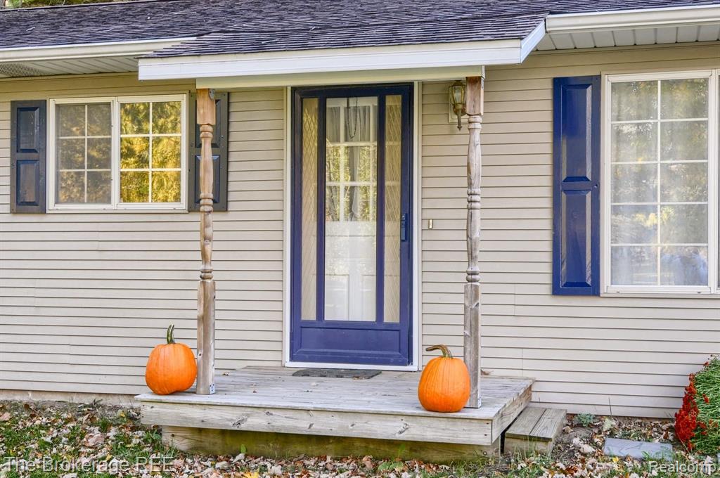 14267 Neff Road Clio, MI 48420 - Photo 3 of 26