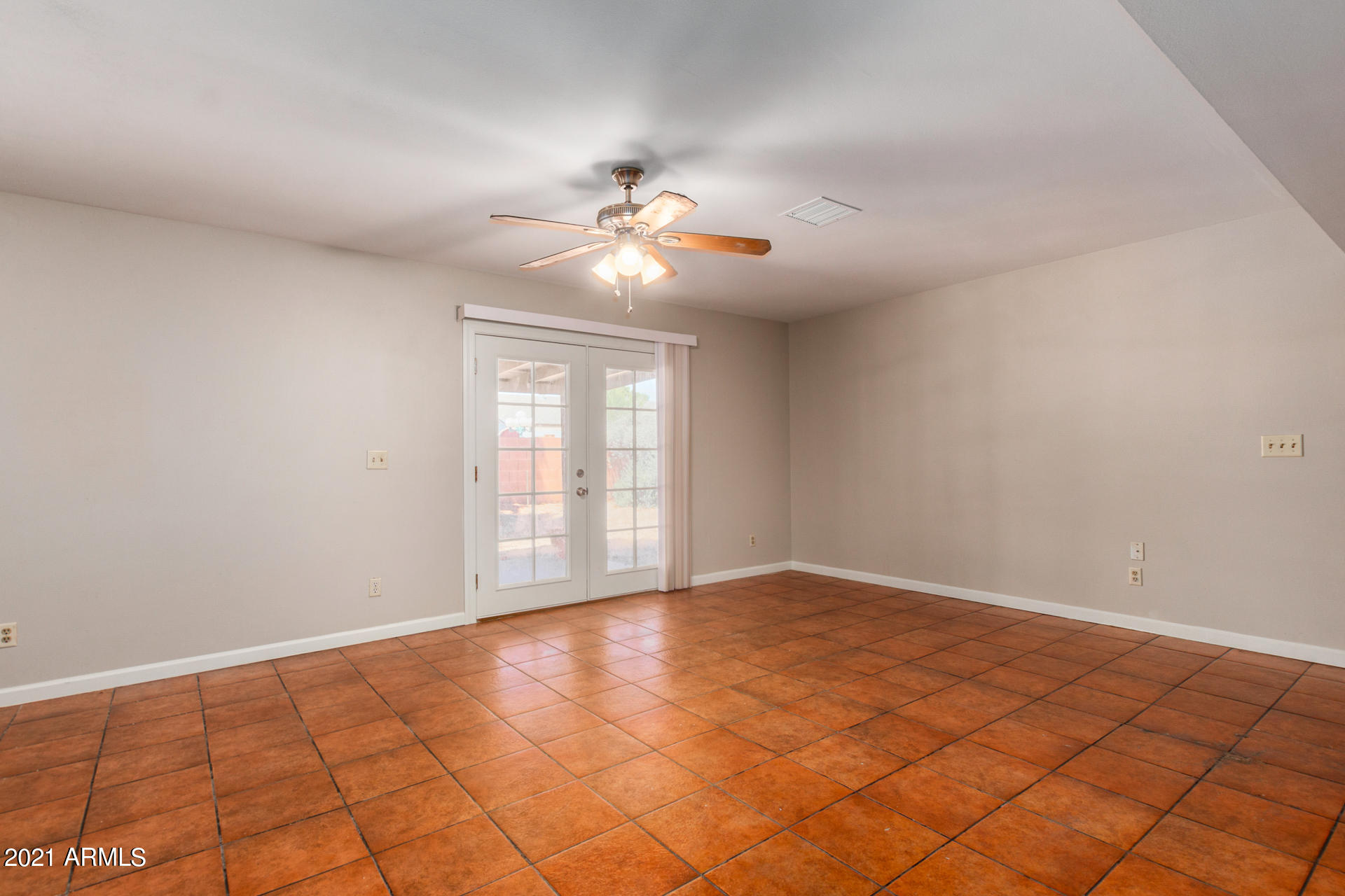 3926 West Rancho Drive Phoenix, AZ 85019 - Photo 6 of 25 06 - Rancho
