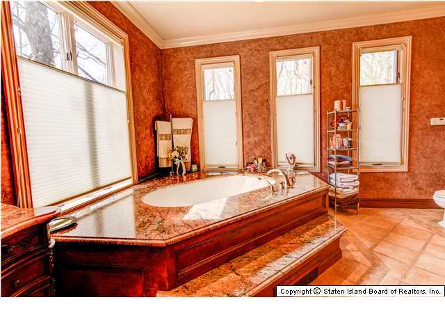 255 London Road Staten Island, NY 10306 - Photo 14 of 20 Additional Photo