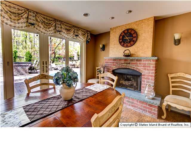 255 London Road Staten Island, NY 10306 - Photo 10 of 20 Additional Photo