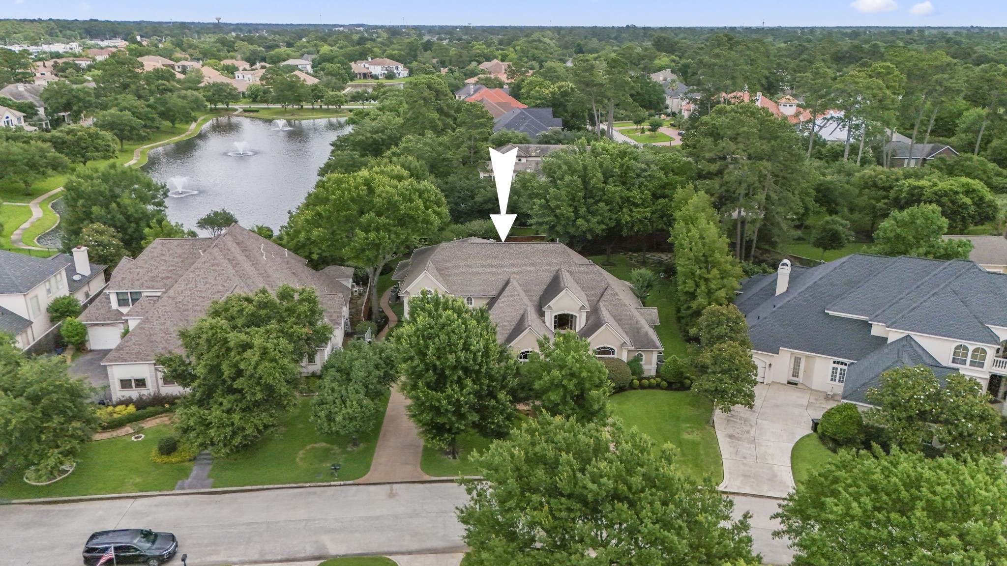 8806 Sterling Gate Circle Spring, TX 77379 - Photo 38 of 40 This home is expansive and beautifully maintained in the gated lake community of Sterling Gate Estates.