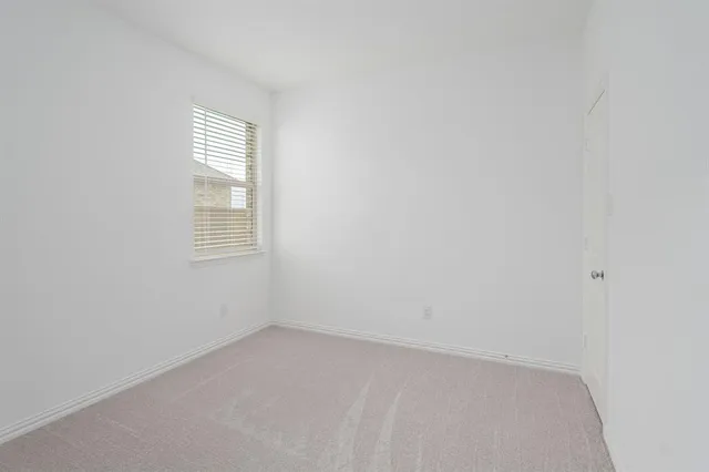 $2,200 | 4025 Kaufman Court, Little Elm, TX 75068