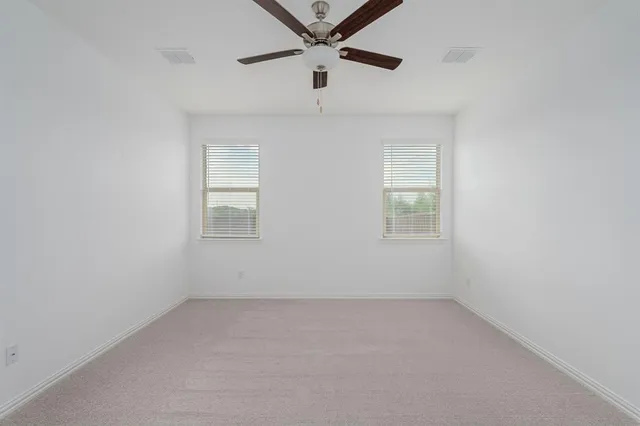 $2,200 | 4025 Kaufman Court, Little Elm, TX 75068