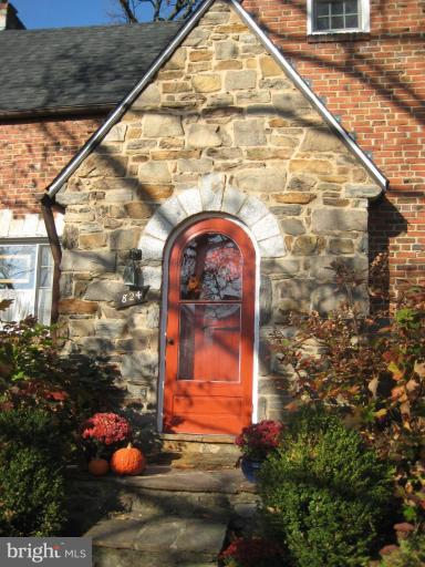 824 Kingston Road Baltimore, MD 21212 - Photo 11 of 11 Exterior #3