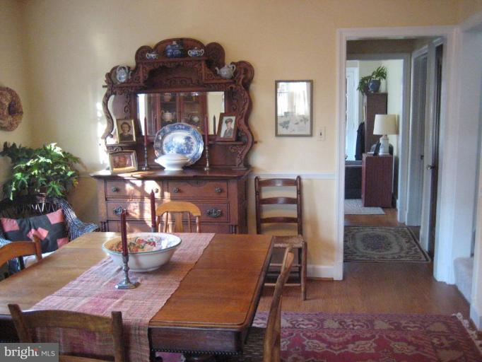 824 Kingston Road Baltimore, MD 21212 - Photo 4 of 11 Dining Room #2