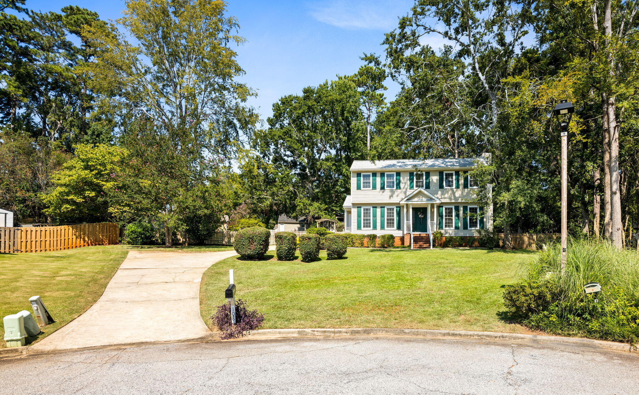 108 Whetstone Court Martinez, GA 30907 - Photo 7 of 46 5-web-or-mls-108 Whetstone Court-52