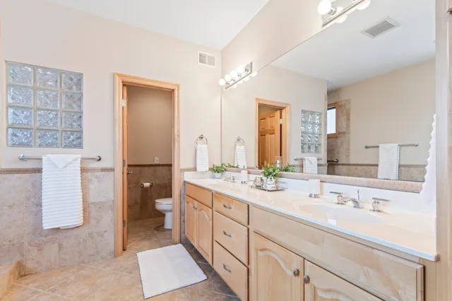 $629,888 | 2090 Jade Lane Northeast, Rochester, MN 55906