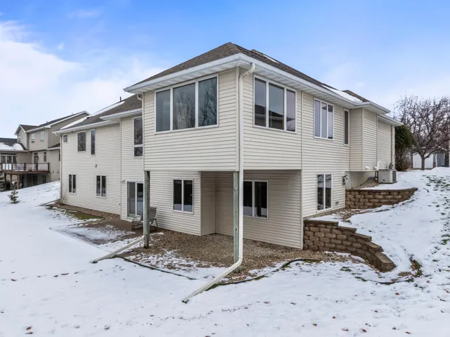 $629,888 | 2090 Jade Lane Northeast, Rochester, MN 55906