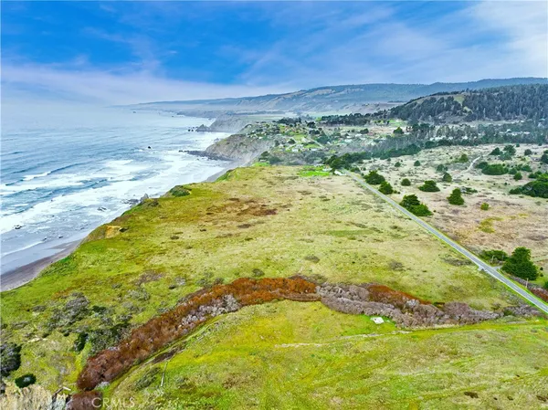$940,000 | 15800 Highway 1, Manchester, CA 95459