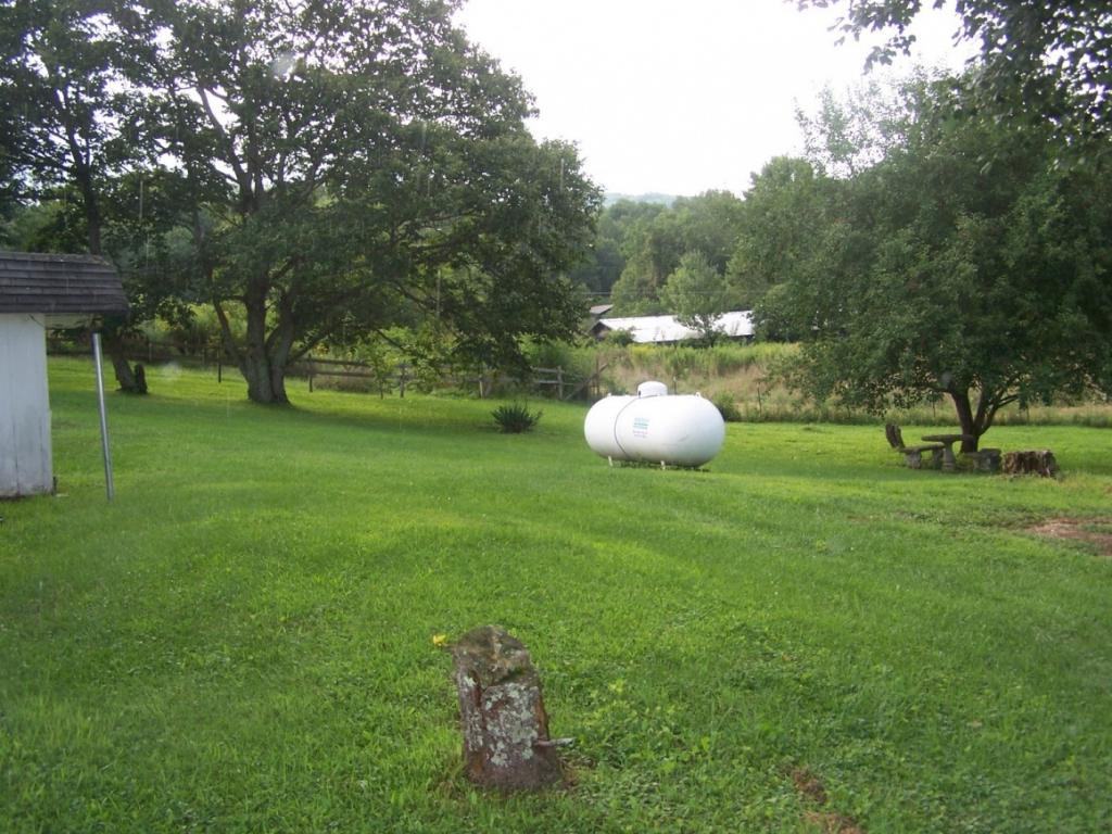 220 Brickyard Branch Road Shady Valley, TN 37688 - Photo 9 of 33 Photo 10