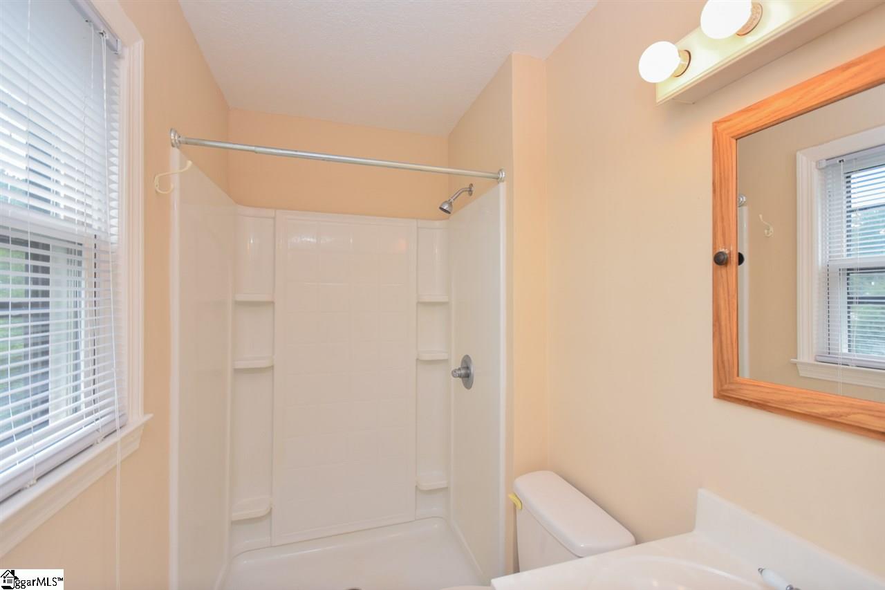 604 Westchester Road Easley, SC 29640 - Photo 9 of 29