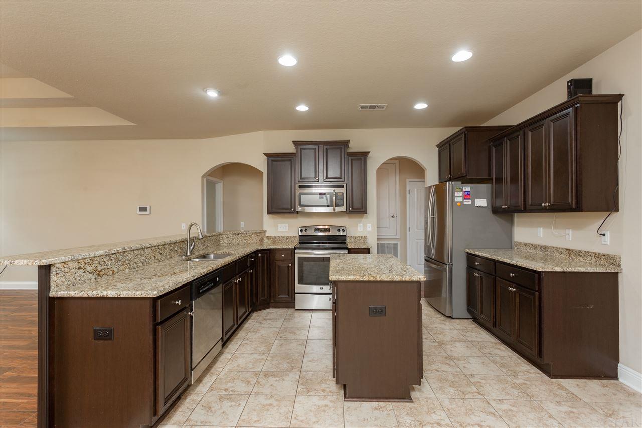 5560 Heatherton Road Milton, FL 32570 - Photo 10 of 31 Gallery Image 10