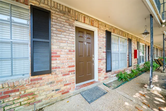 $1,600 | 3224 Timmons Lane, Unit 157, Houston, TX 77027