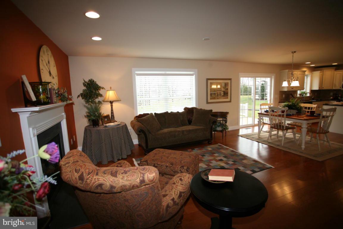620 Belgian Way, Unit 20 Lititz, PA 17543 - Photo 8 of 20
