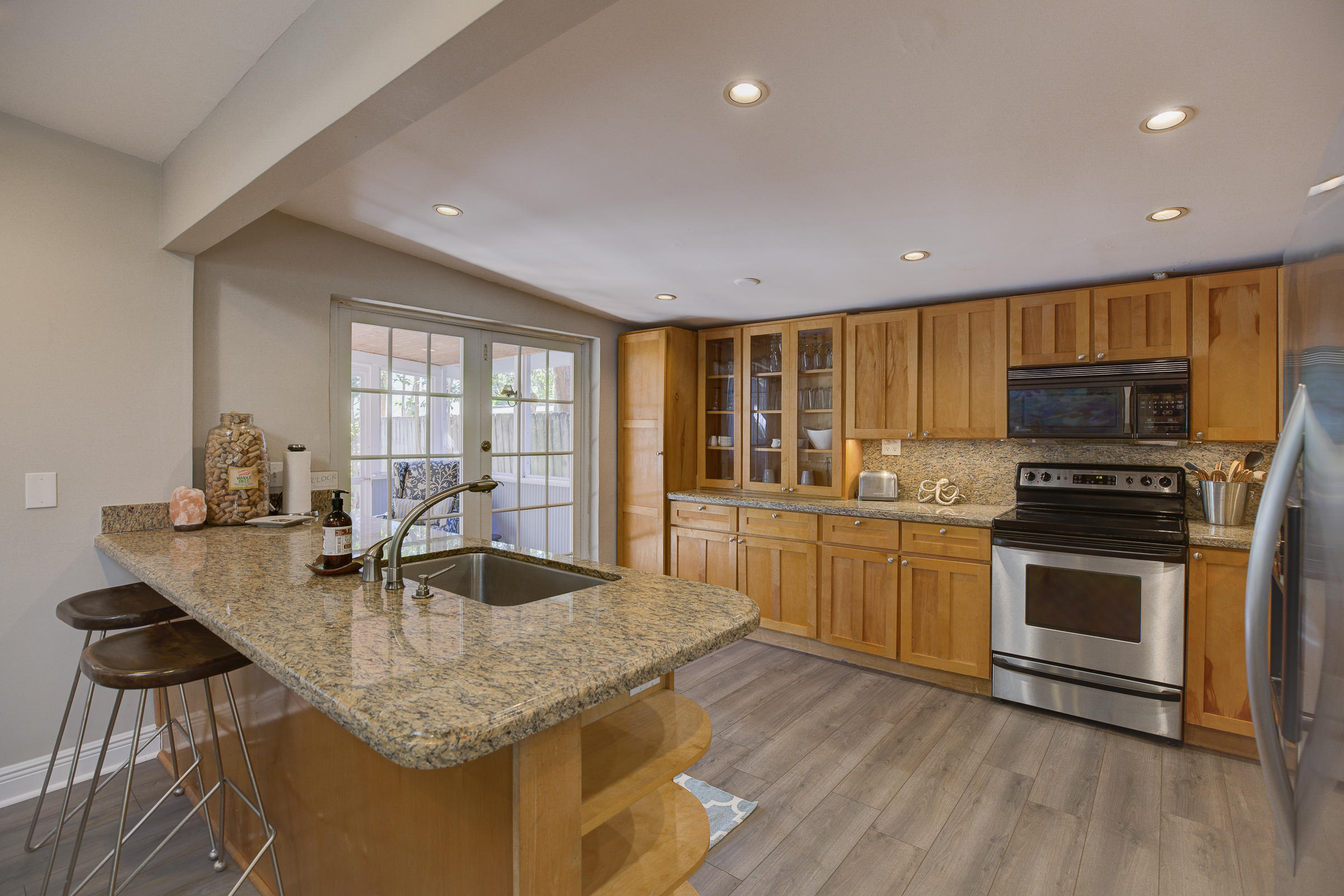 37 Dolphin Road Key Largo, FL 33037 - Photo 25 of 43 7F6A0266_7_8