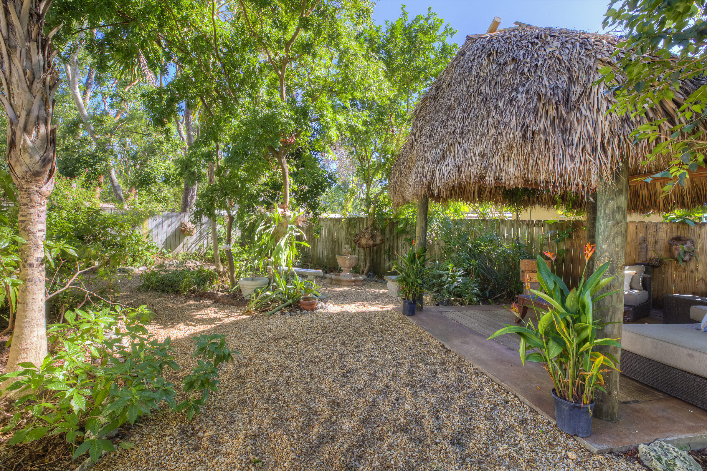 37 Dolphin Road Key Largo, FL 33037 - Photo 30 of 43 7F6A0317_8_9