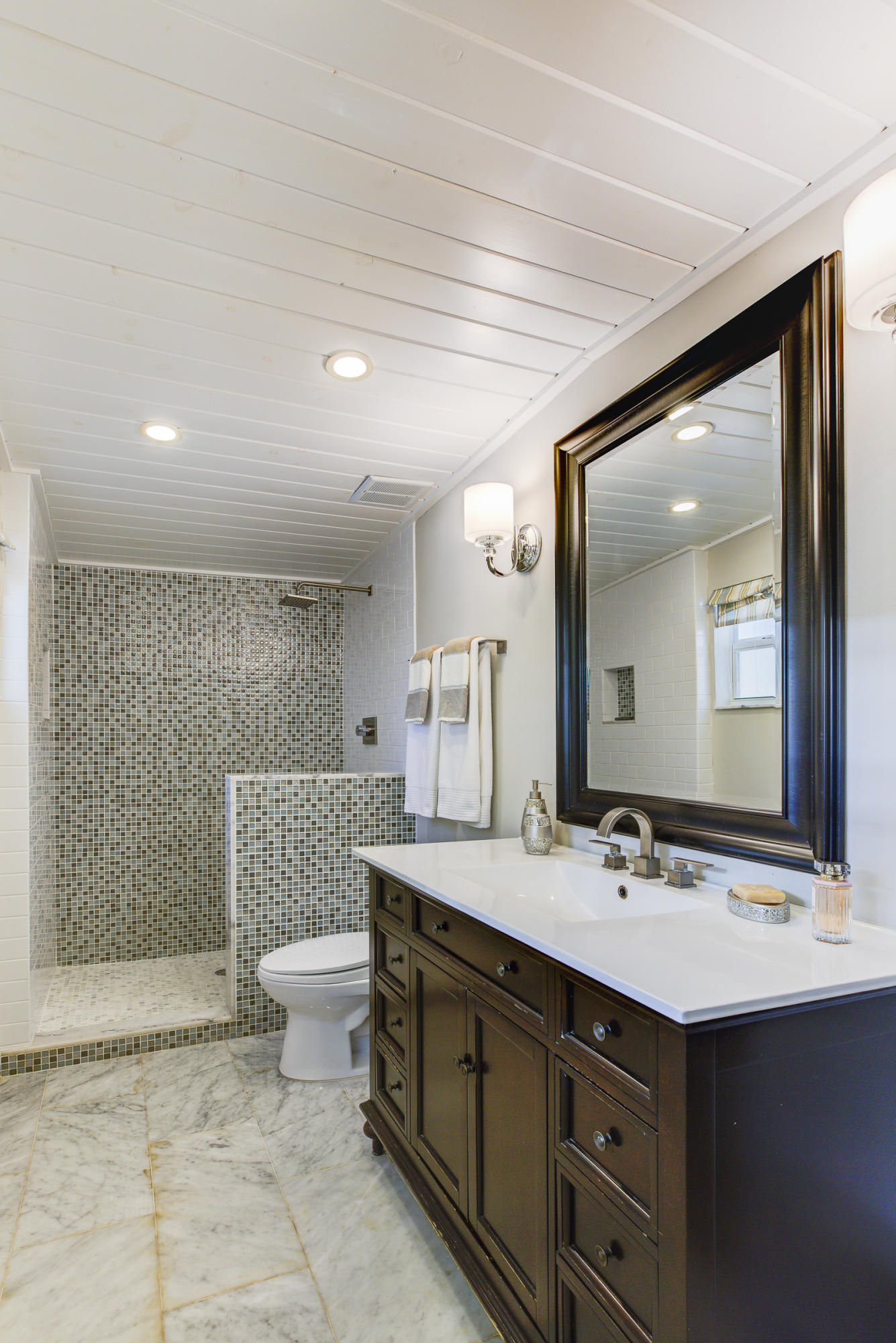 37 Dolphin Road Key Largo, FL 33037 - Photo 8 of 43 7F6A0383_4_5