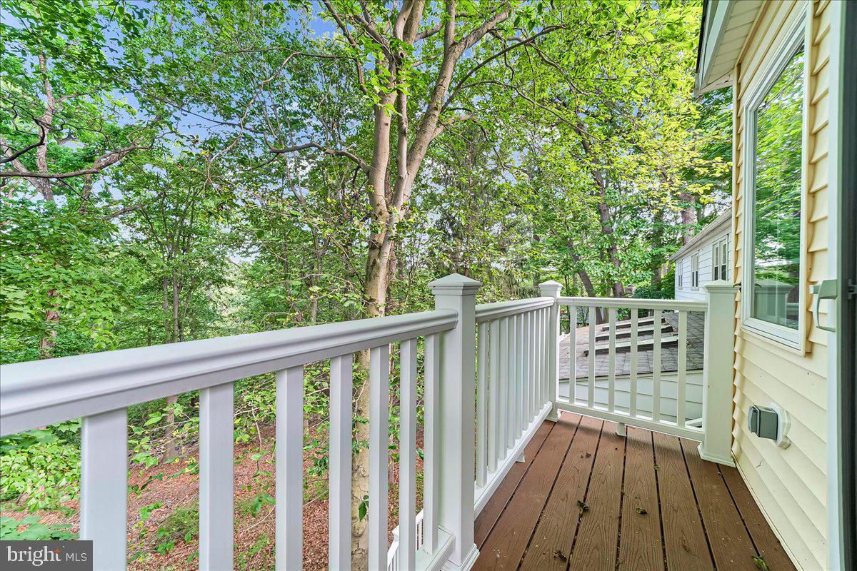 686 Limehouse Road Wayne, PA 19087 - Photo 48 of 51 a view of balcony with wooden floor and fence