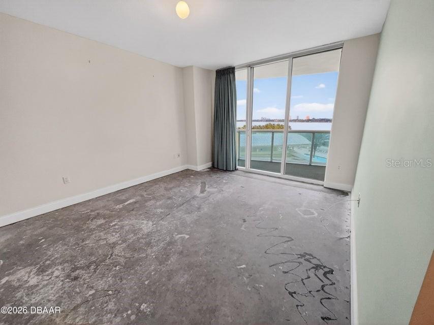 241 Riverside Drive, Unit 508 Daytona Beach, FL 32117 - Photo 6 of 38