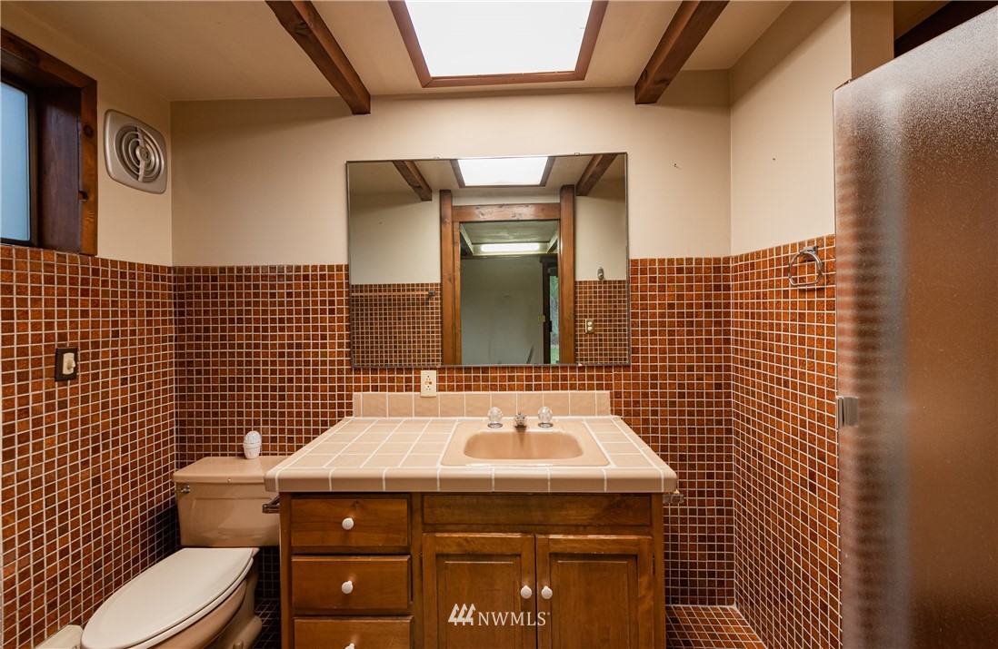 5602 Mission Road Bellingham, WA 98226 - Photo 18 of 40