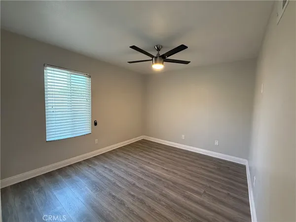 $3,000 | 1386 West 8th Street, Upland, CA 91786