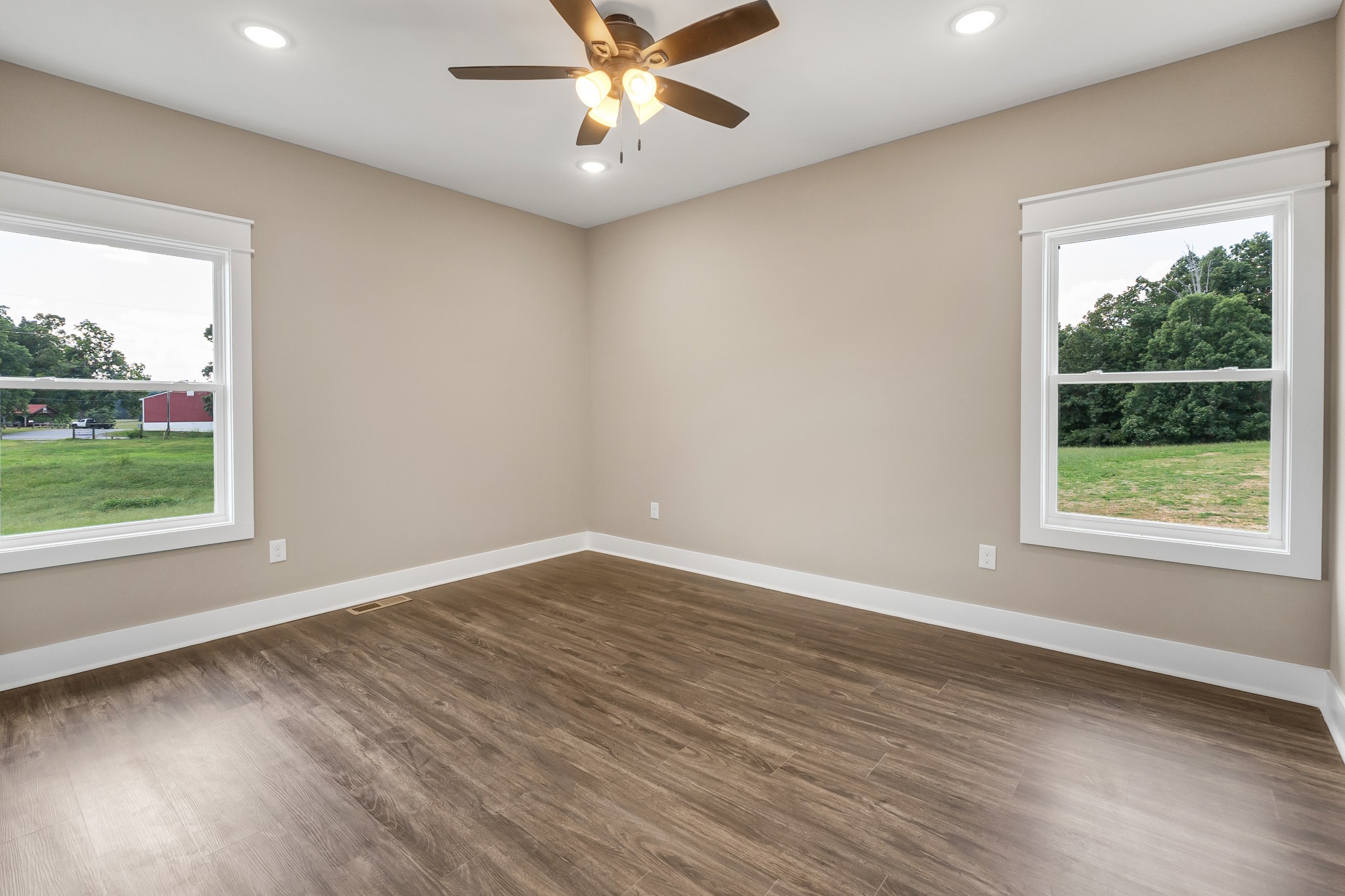 523 Powell Hollow Road Tullahoma, TN 37388 - Photo 27 of 39 Bedroom 2